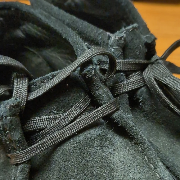 Clarks Wallabees Black Suede Chukka Boots Women - Picture 2 of 9